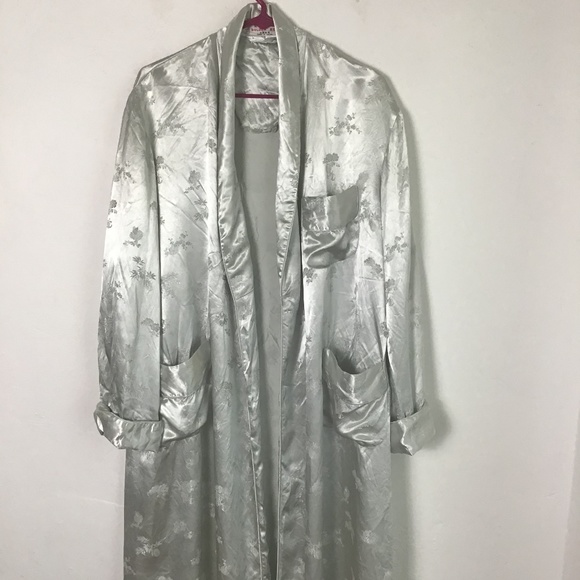 Chinese robe - Picture 3 of 4